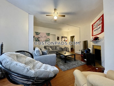 Brookline 3 Beds 1 Bath Boston University  Boston University - $5,250