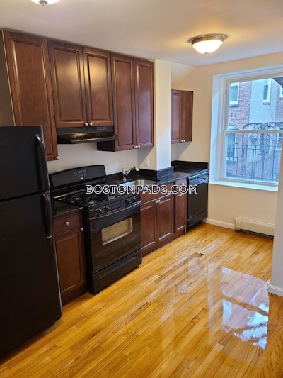 North End 3 Beds 1 Bath Boston - $4,350