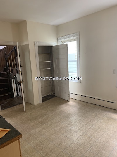 Mission Hill 4 Beds 1 Bath Boston - $6,000