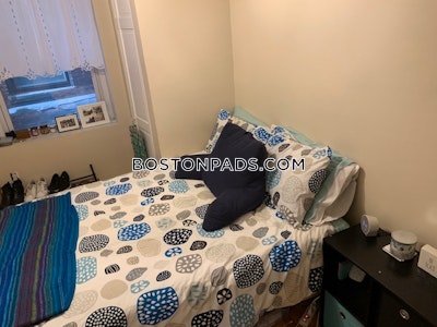 North End 3 Bed, 1 Bath Unit Boston - $4,350