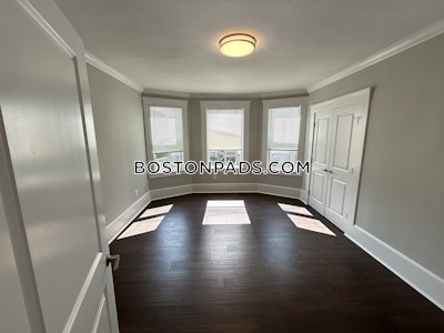 Waltham 1 Bed 1 Bath WALTHAM $2,500 - $2,400