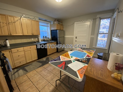 Mission Hill 4 Beds 1 Bath Boston - $6,600