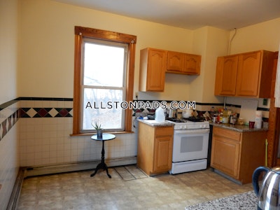 Allston Apartment for rent 3 Bedrooms 1.5 Baths Boston - $3,300