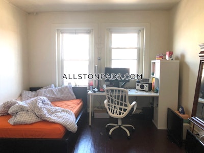 Allston Apartment for rent 5 Bedrooms 2 Baths Boston - $5,600