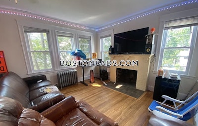 Brighton 3 Beds 1 Bath Boston - $5,890