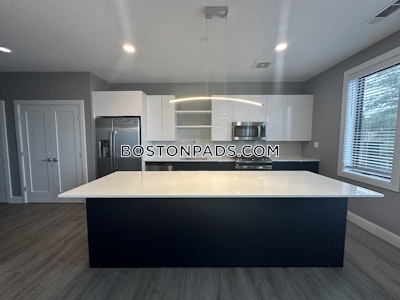 East Boston 2 Beds 2 Baths Boston - $3,500