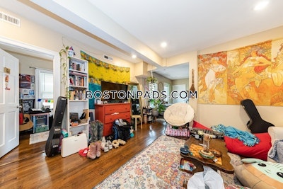 Mission Hill 3 Beds 1 Bath Boston - $5,250